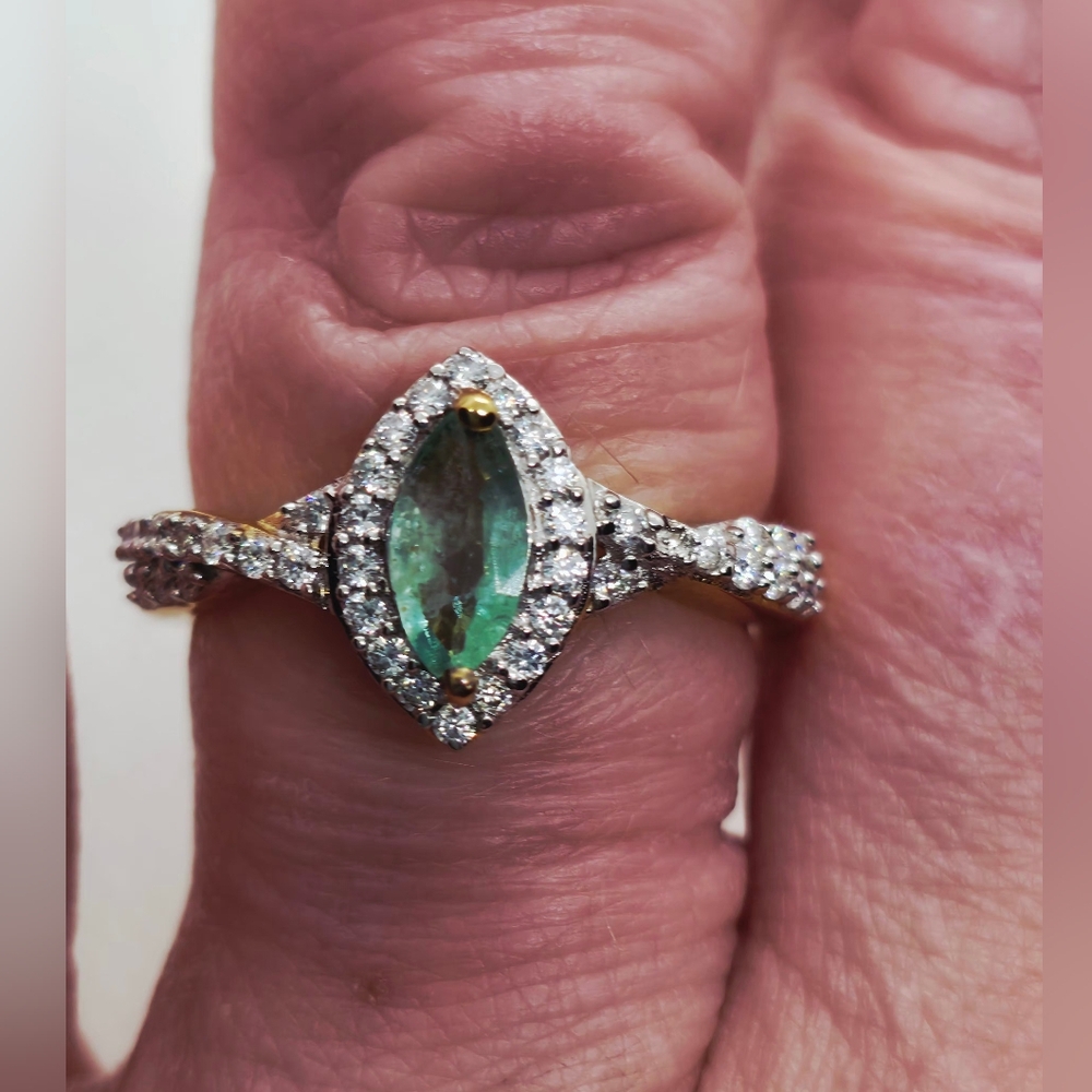 NWOT Genuine Ethiopian Emerald and Moissanite Halo Ring Size 7 - Picture 6 of 12